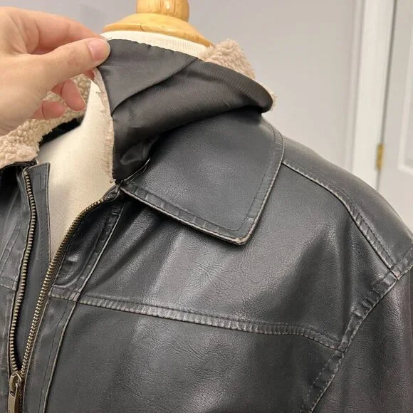 Chaps Bomber Aviator Faux LeatherJacket Detachable Curly Shearling Collar Sz L - Picture 9 of 10